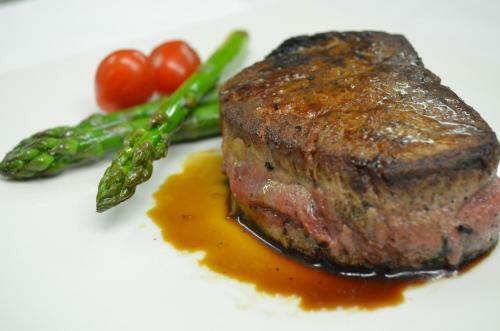 Mount Peyton Hotel