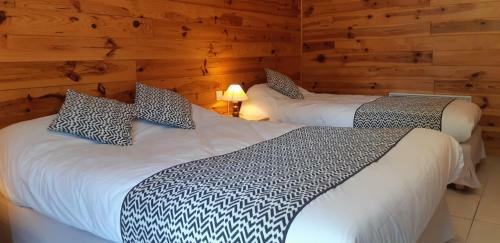 Hotel Logis Auberge De La Mandrie