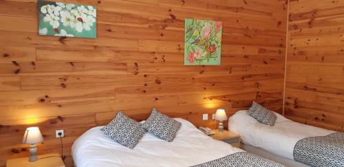 Hotel Logis Auberge De La Mandrie