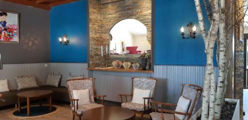 Hotel Logis Auberge De La Mandrie