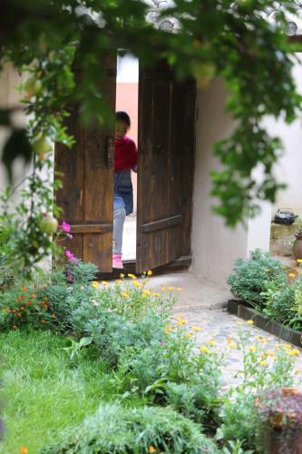 Hostal Shaxi Miss May Hotel
