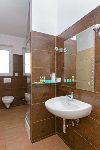 Hostal Apartamenty Zielony Przy Mtp
