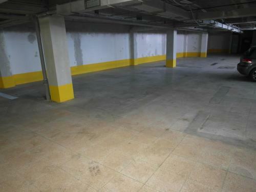 Apartments Kope?n� With Parking