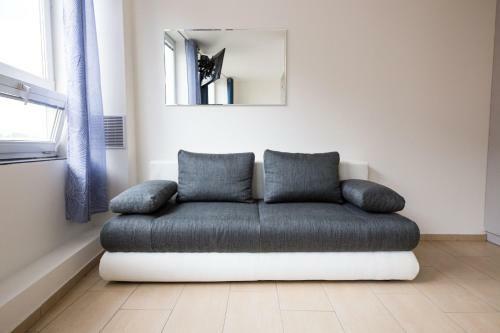 Apartments Kope?n� With Parking