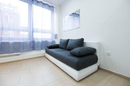 Apartments Kope?n� With Parking