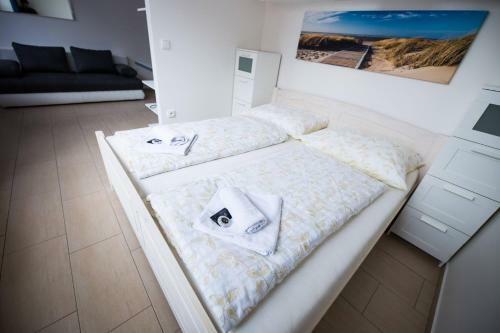 Apartments Kope?n� With Parking