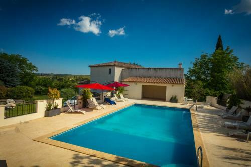 Hotel H�tel Le Saint-geni�s