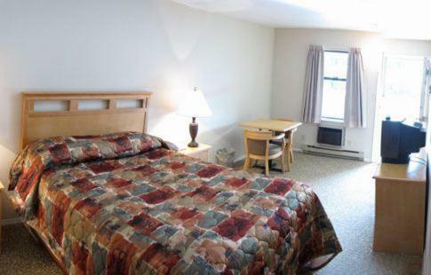 Grouse Creek Motel