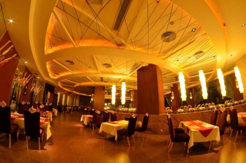 Huangma Holiday Hotel