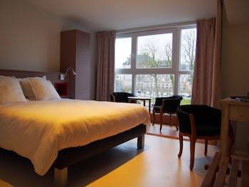 Hotel H�tel Les Pages