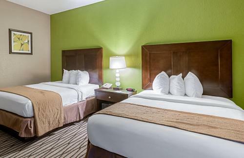 Hotel Quality Suites Sulphur