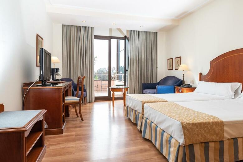 Hotel Termes Montbri�
