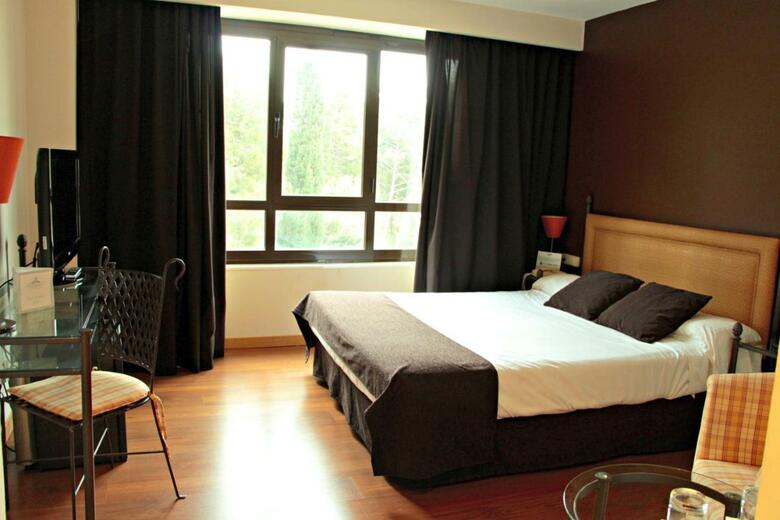 Hotel Termes Montbri�