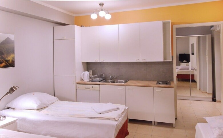 Hostal Cybulskiego Guest Rooms