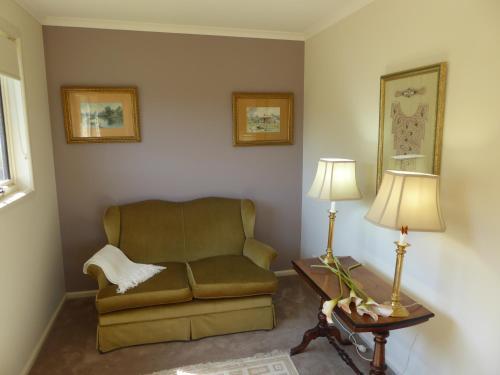 Bed & Breakfast Deloraine Homestead