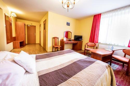 Hotel Wald Economy