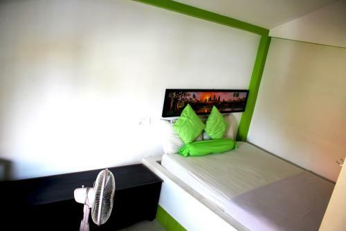 Hostal Top Banana Guesthouse & Rooftop Bar
