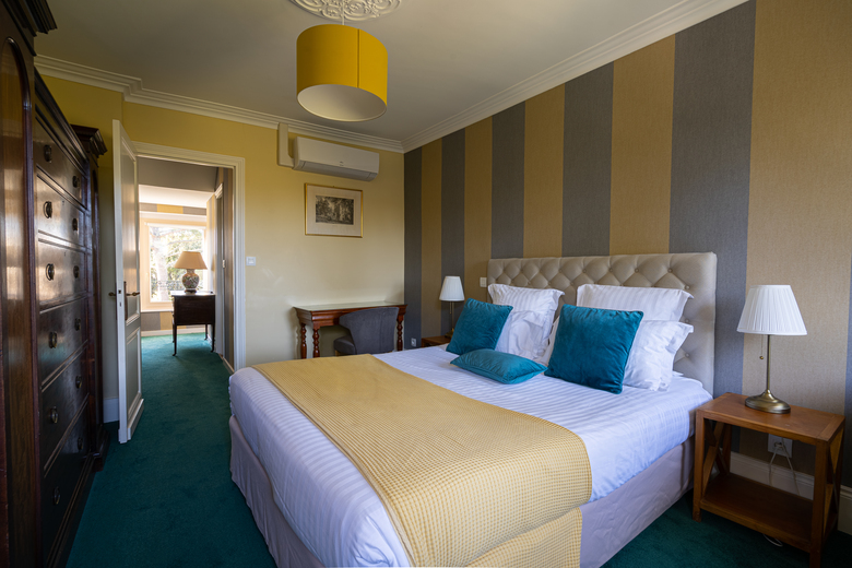 Hotel H�tel R�sidence De Rohan