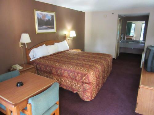 Hotel Royal Inn - Jonesboro
