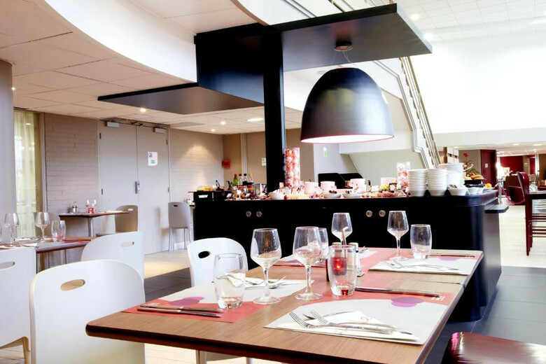 Hotel Campanile Est Porte De Bagnolet