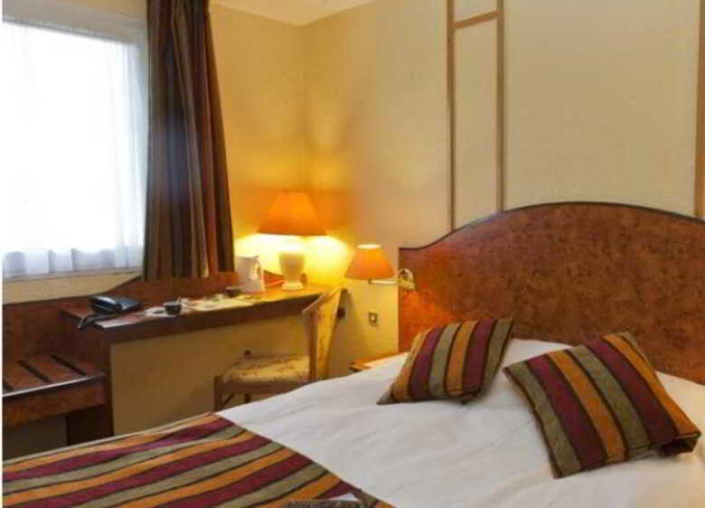 Cottage Hotel
