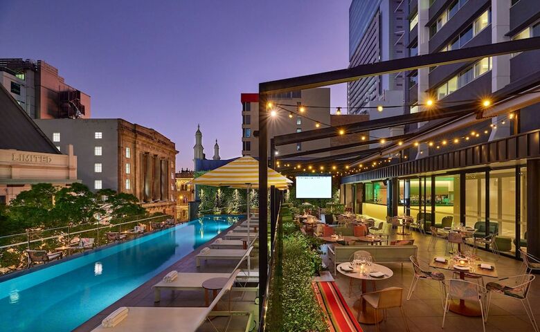 Hotel Chifley At Lennons