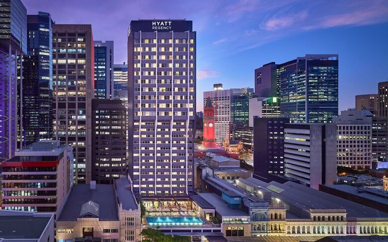 Hotel Chifley At Lennons
