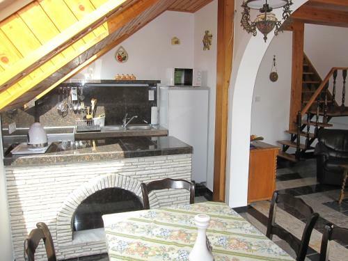 Apartamento Zr�nyi H�z