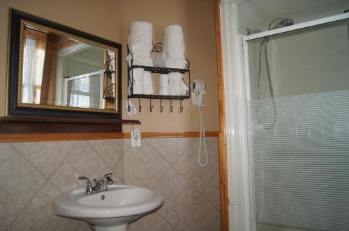 Posada Auberge Sainte Catherine De Hatley