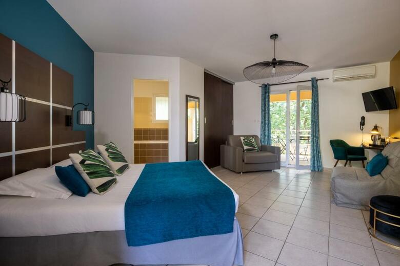 C�t� Sud Hotel Allauch
