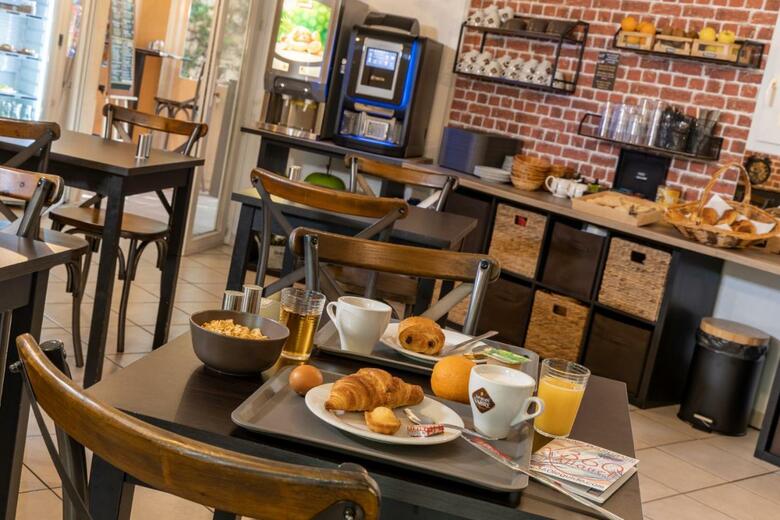 C�t� Sud Hotel Allauch