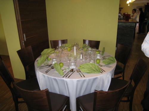 Hostal Linden Restaurant And Pension