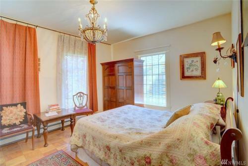 Mozart Guest House Seattle Bed And Breakfast