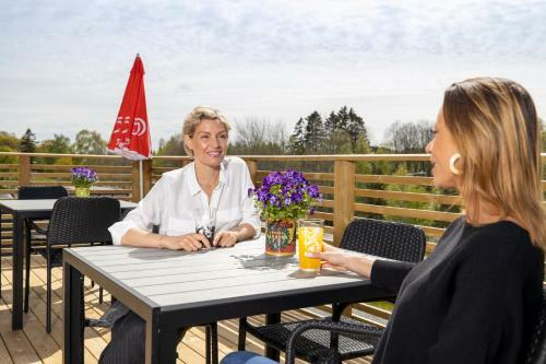 Treetop Spa Hangout & Hotel