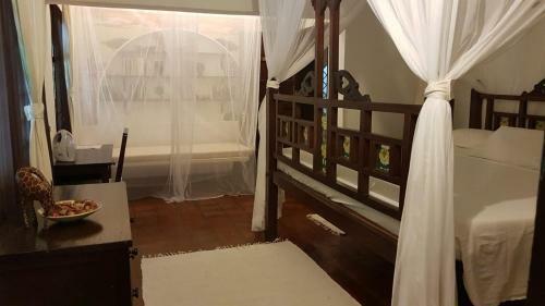 Bed & Breakfast Luna House Moyo Wa Dunia Ltd
