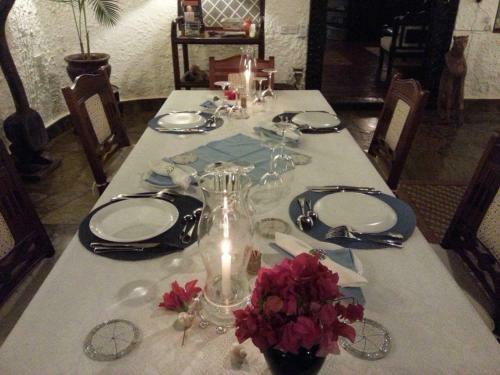 Bed & Breakfast Luna House Moyo Wa Dunia Ltd