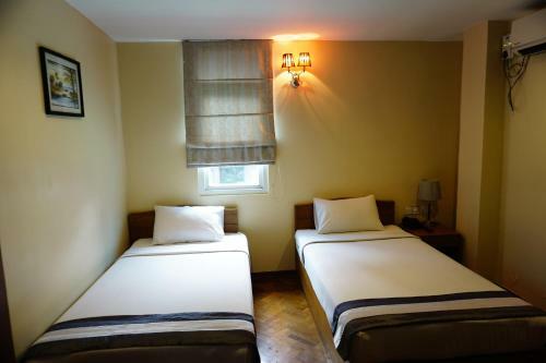 Pleasant View Hotel
