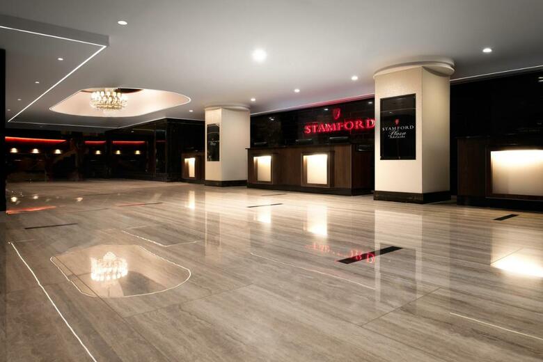 Hotel Stamford Plaza (ciudad Superior)
