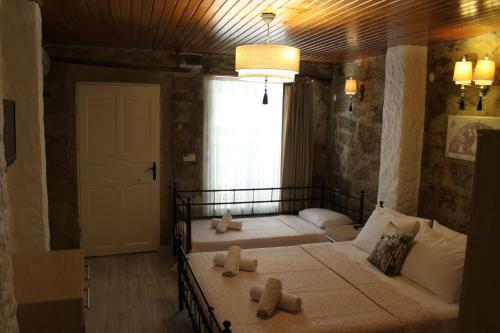 Hostal Imerek Tas Ev Hotel