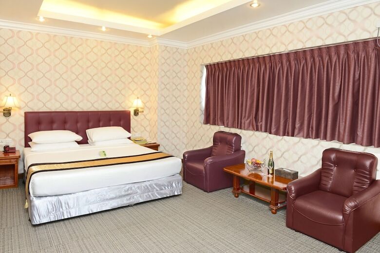 Hotel Grand United (ahlone Branch)