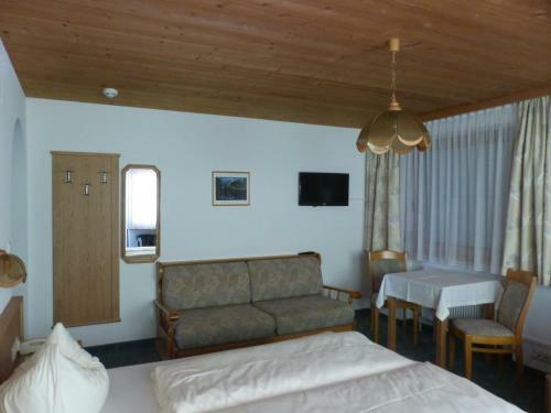 Hostal G�stehaus Alpenland