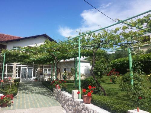 Hostal Pansion Pero Elez