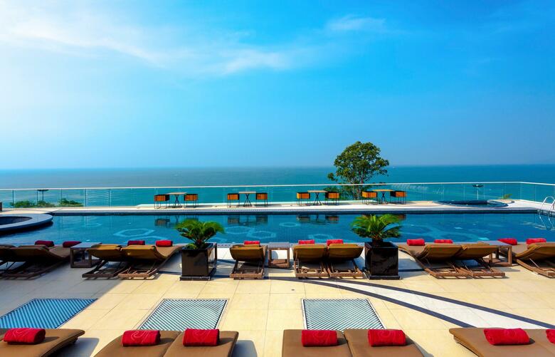 Hotel Centara Grand Phratamnak Pattaya