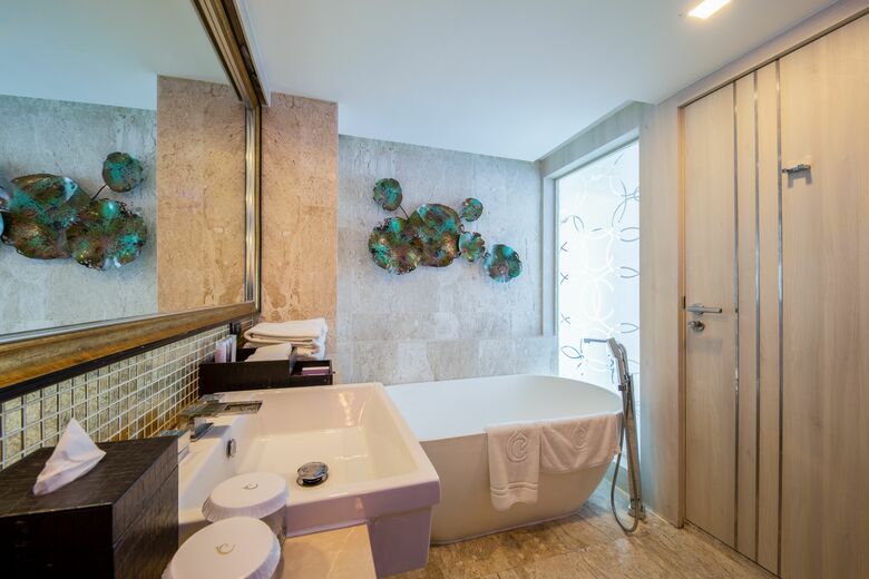 Hotel Centara Grand Phratamnak Pattaya