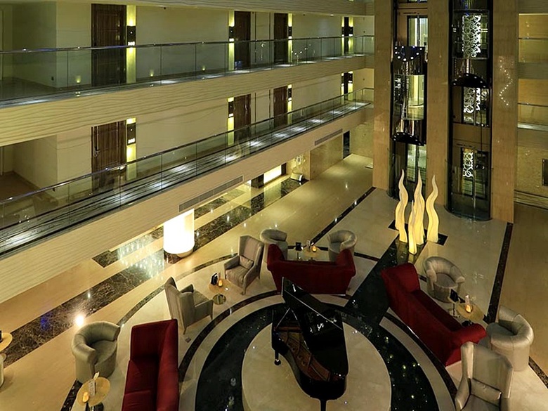 Hotel Centara Grand Phratamnak Pattaya