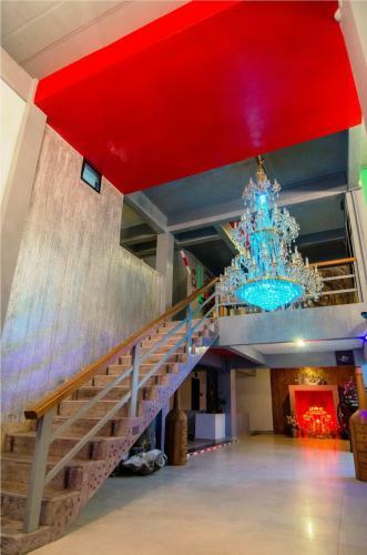 Hotel Khun Sri Resort