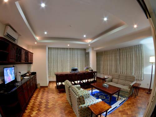 Golden Butterfly Hotel