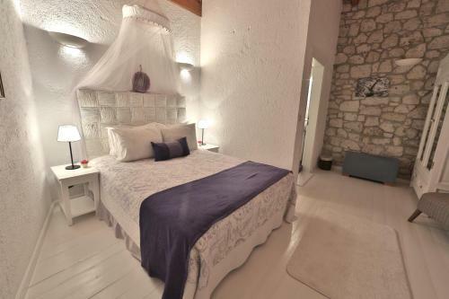 La Grenadine Hotel