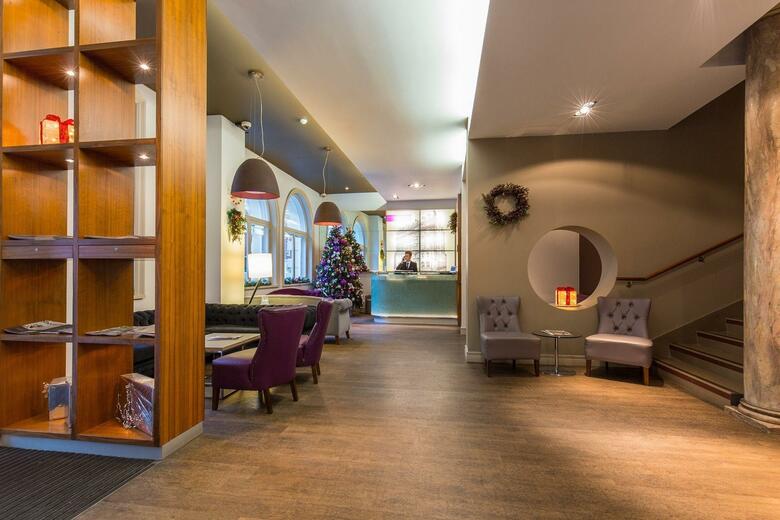 Hotel Ambassadors In Bloomsbury