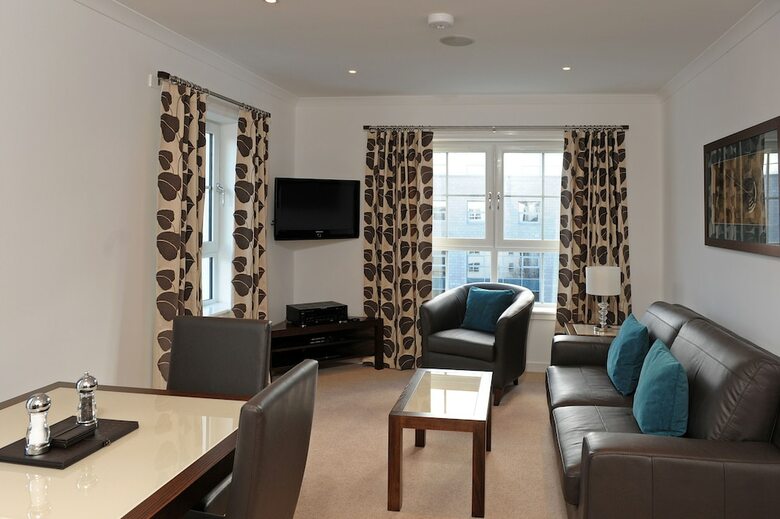 Fountain Court Aparthotel